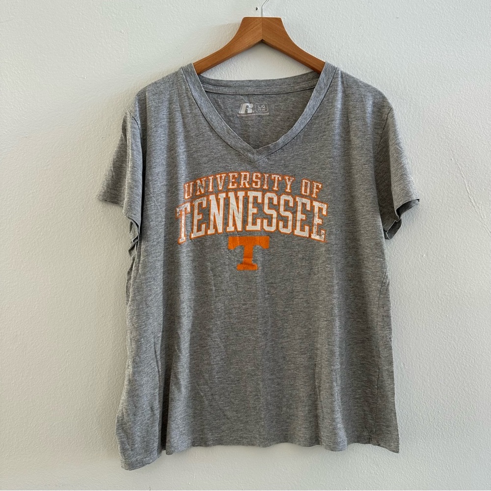 UT Vols Distressed Tee | Women’s Large Russell Athletic NCAA Shirt